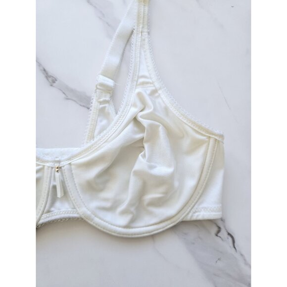 Wacoal 855192 Basic Beauty Full Figure Coverage Seamless Underwire Bra Ivory 36C - Picture 2 of 8
